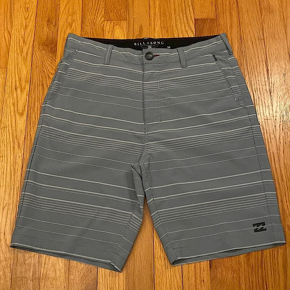 Billabong Hybrid Shorts Men’s Size 30 - Picture 3 of 16